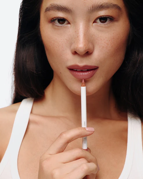 UNICO LIP PENCIL with peptides ROSE Олівець для губ &mdash; Фото 2