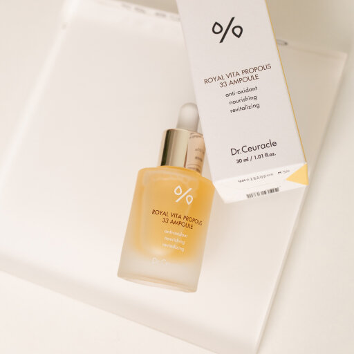Dr.ceuracle Royal Vita Propolis 33 Ampoule 30ml Ампульна сироватка з екстрактом прополісу &mdash; Фото 1